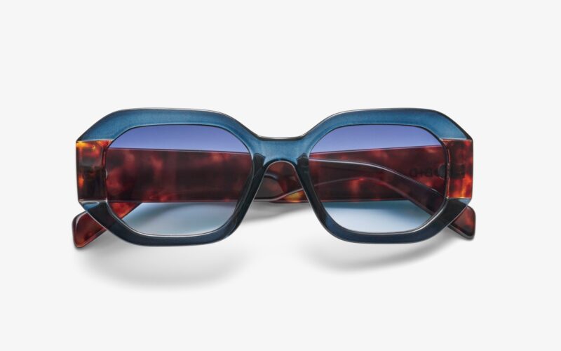 Lentes Nord color azul profundo - Anteojos de sol diseño nórdico